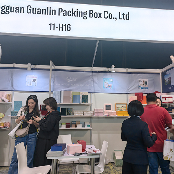 Cosmoprof Asia—Dongguan Guanlin Packing Box Co., LTD.jpg